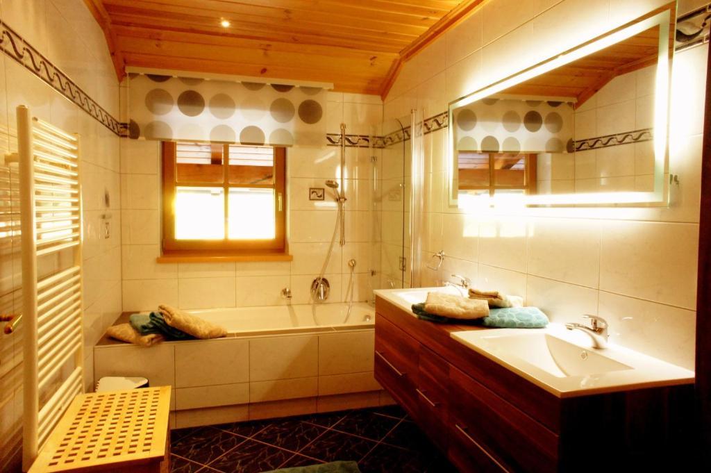 Apartments Seegartl Fuschl am See Room photo